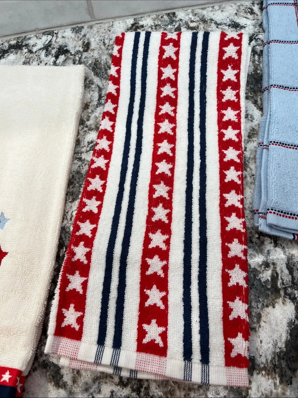 NEW Set of 4 Patriotic Star & Stripe Kitchen Towels - Red, White, Blue